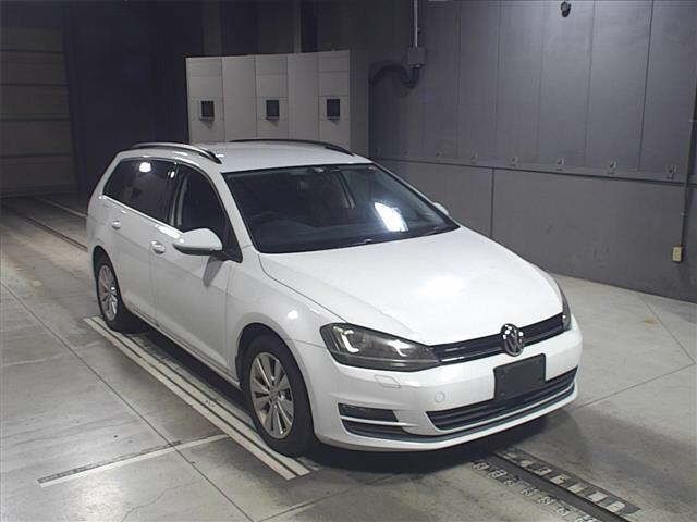 70099 Volkswagen Golf variant AUCJZ 2014 г. (JU Gifu)